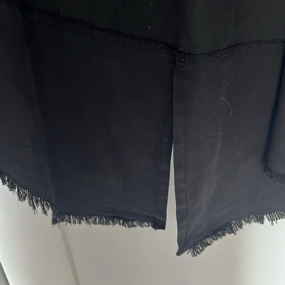 Button down - Picture 2 of 4